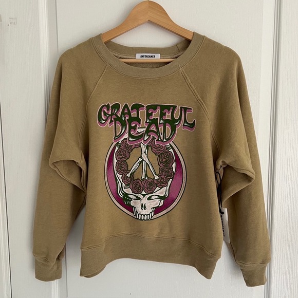Daydreamer Tops - NWT Daydreamer Grateful Dead Skull & Roses Graphic Raglan Sweatshirt Boho Hippie